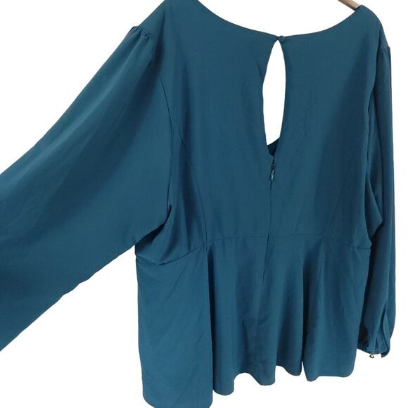 Torrid Peplum Blouse Crepe Sweetheart Neck Long Sleeve Top - Picture 7 of 13